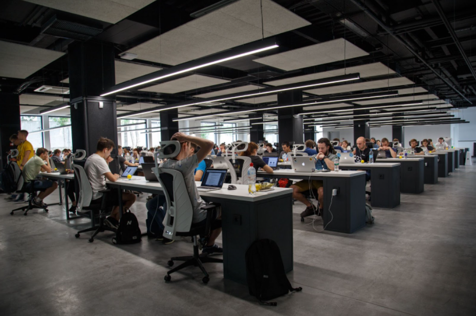 What is the difference between backup & disaster recovery?